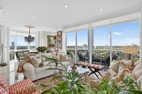 3598 Yacht Club Drive Aventura FL 33180