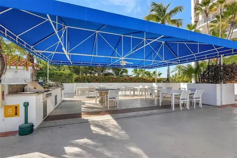 3598 Yacht Club Drive Aventura FL 33180