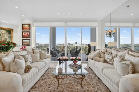 3598 Yacht Club Drive Aventura FL 33180