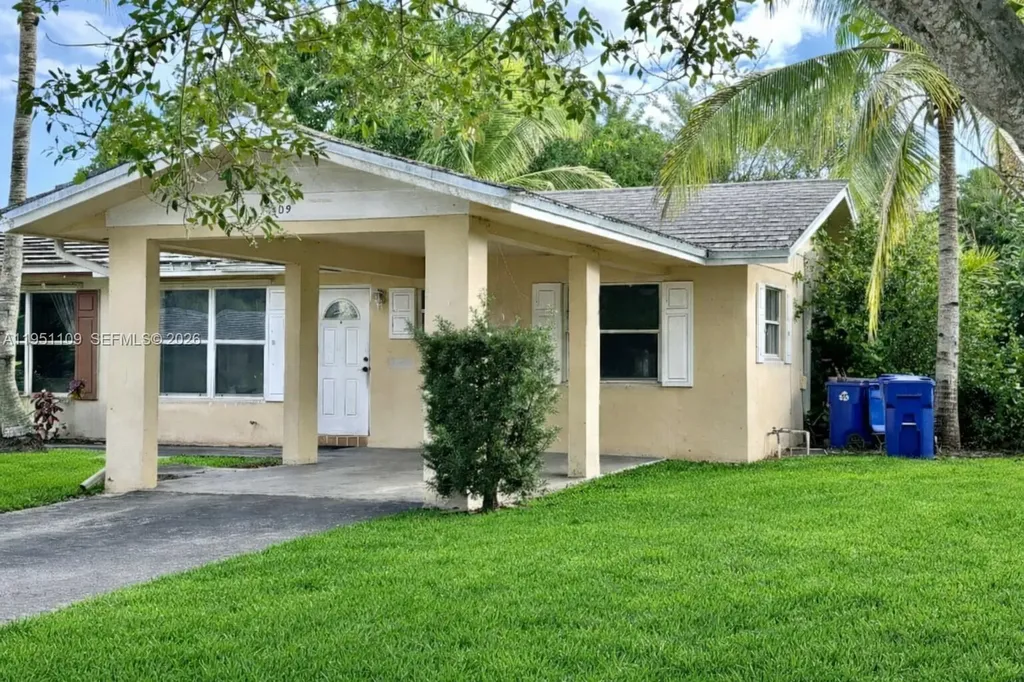 3809 NW 84th Avenue Coral Springs FL 33065