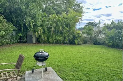 3809 NW 84th Avenue Coral Springs FL 33065