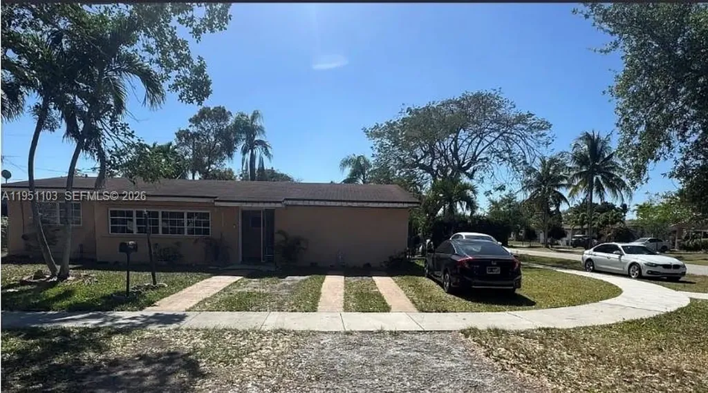 20530 Eagle Nest Road Cutler Bay FL 33189