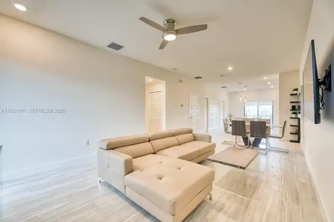 7831 NW 104th Avenue Doral FL 33178