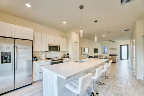 7831 NW 104th Avenue Doral FL 33178