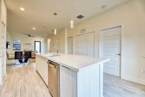 7831 NW 104th Avenue Doral FL 33178