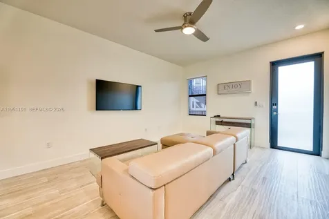 7831 NW 104th Avenue Doral FL 33178