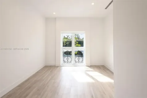 315 Santander Avenue Coral Gables FL 33134