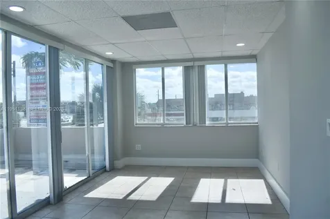 5590 W 20th Avenue Hialeah FL 33016