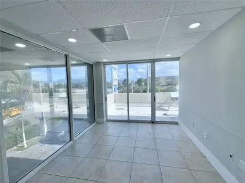 5590 W 20th Avenue Hialeah FL 33016