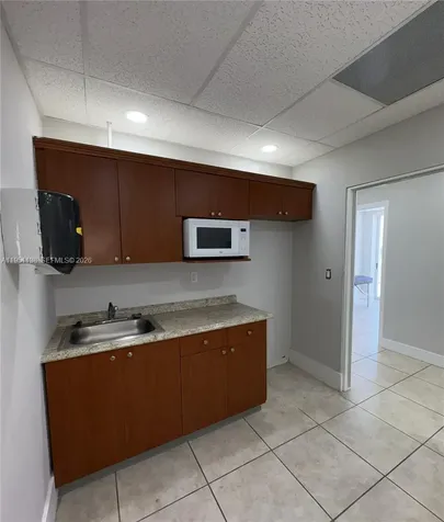 5590 W 20th Avenue Hialeah FL 33016