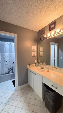 1308 Alexander Bend Weston FL 33327