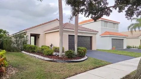 1308 Alexander Bend Weston FL 33327