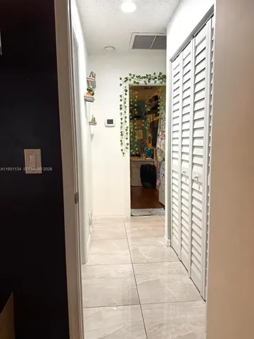1308 Alexander Bend Weston FL 33327
