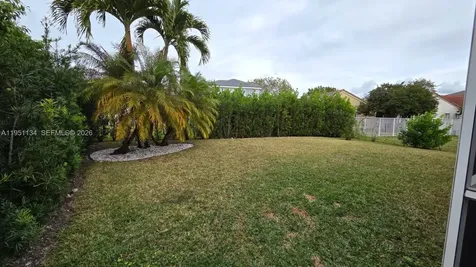 1308 Alexander Bend Weston FL 33327