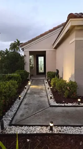 1308 Alexander Bend Weston FL 33327
