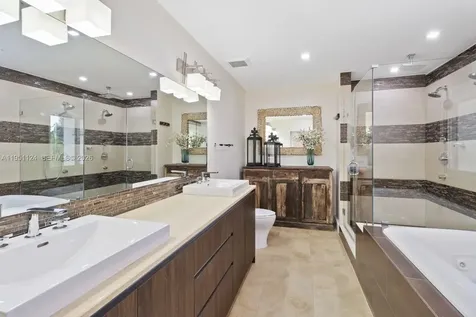 5601 Maggiore Street Coral Gables FL 33146