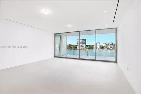 5 Grove Isle Coconut Grove FL 33133