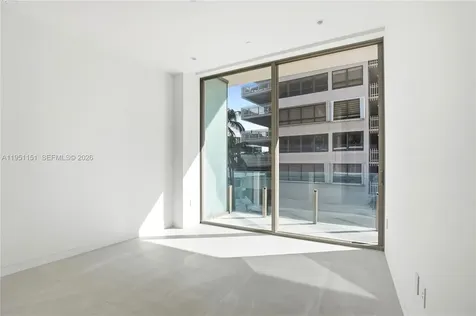 5 Grove Isle Coconut Grove FL 33133