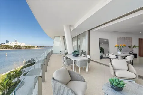 5 Grove Isle Coconut Grove FL 33133