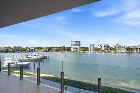 5 Grove Isle Coconut Grove FL 33133