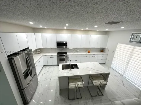 2207 SE 23rd Avenue Homestead FL 33035