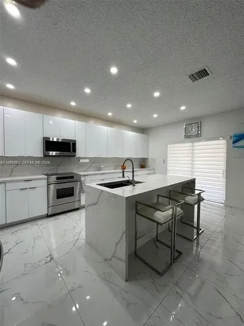 2207 SE 23rd Avenue Homestead FL 33035