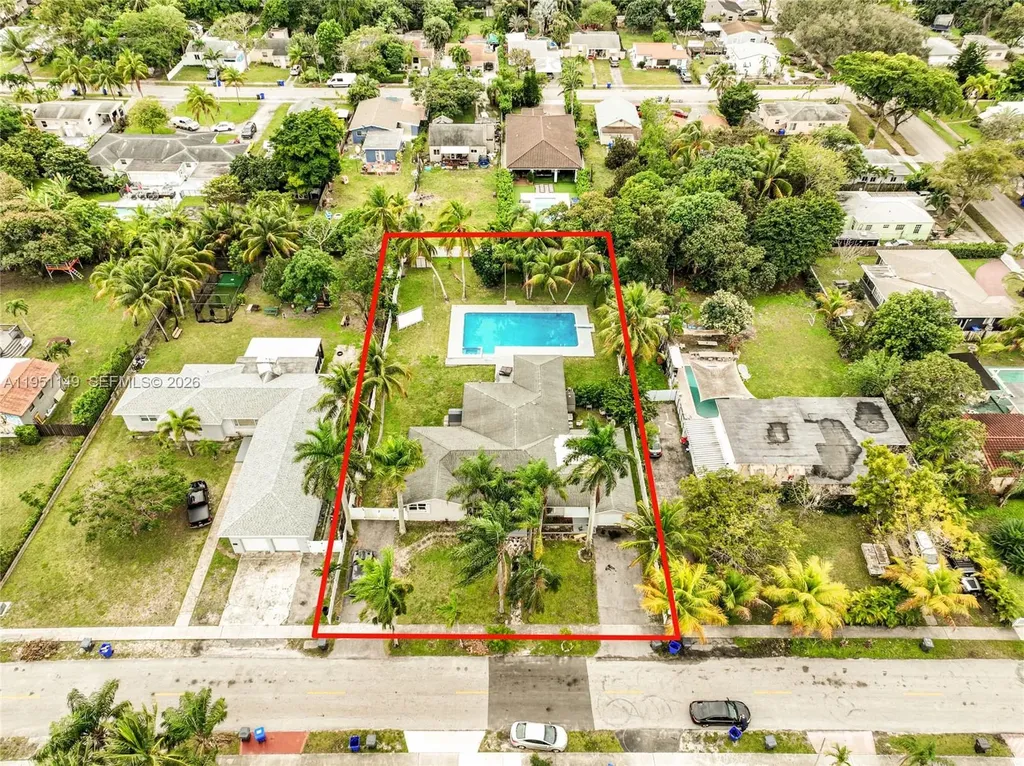 2534 Monroe Street Hollywood FL 33020