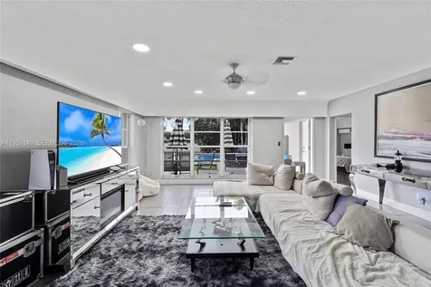 2534 Monroe Street Hollywood FL 33020