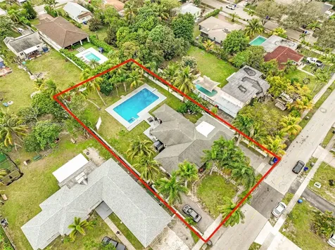 2534 Monroe Street Hollywood FL 33020