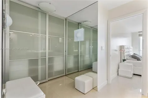 2401 Collins Avenue Miami Beach FL 33140