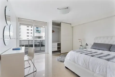 2401 Collins Avenue Miami Beach FL 33140