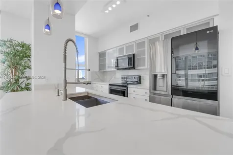 1155 Brickell Bay Drive Miami FL 33131
