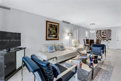 2501 S Ocean Drive Hollywood FL 33019