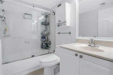 2501 S Ocean Drive Hollywood FL 33019