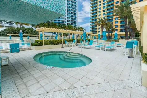 2501 S Ocean Drive Hollywood FL 33019
