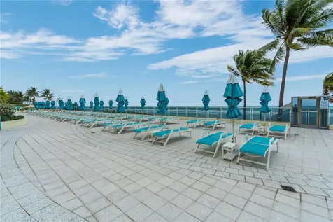 2501 S Ocean Drive Hollywood FL 33019