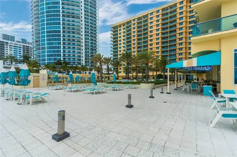 2501 S Ocean Drive Hollywood FL 33019