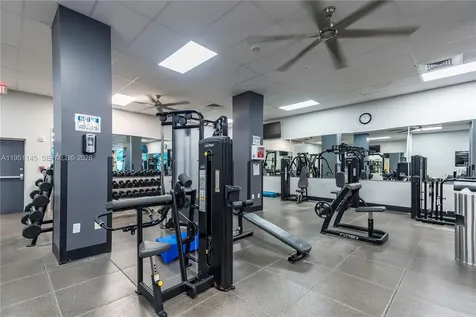 2501 S Ocean Drive Hollywood FL 33019