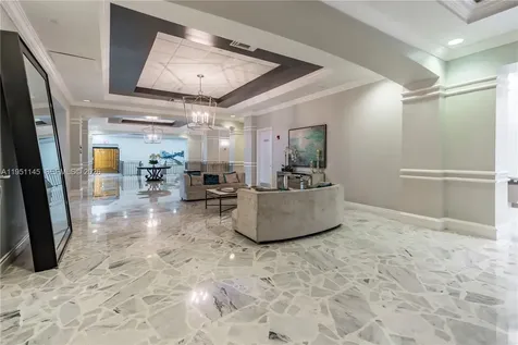 2501 S Ocean Drive Hollywood FL 33019