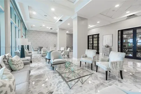 2501 S Ocean Drive Hollywood FL 33019