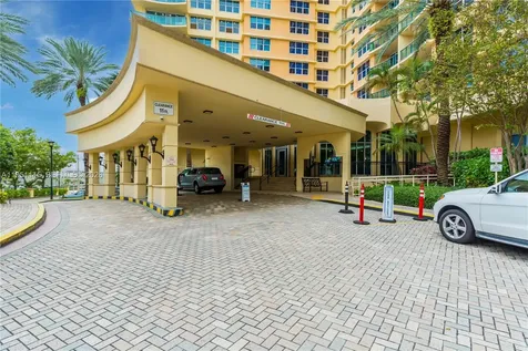 2501 S Ocean Drive Hollywood FL 33019