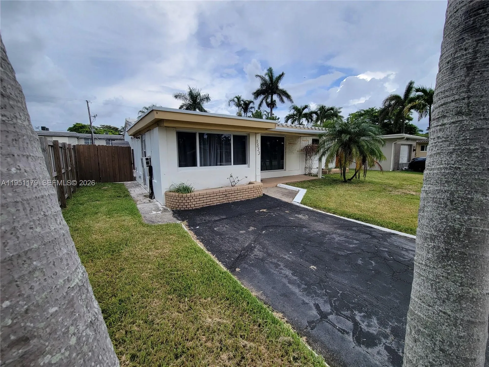 1533 Cleveland Street Hollywood FL 33020