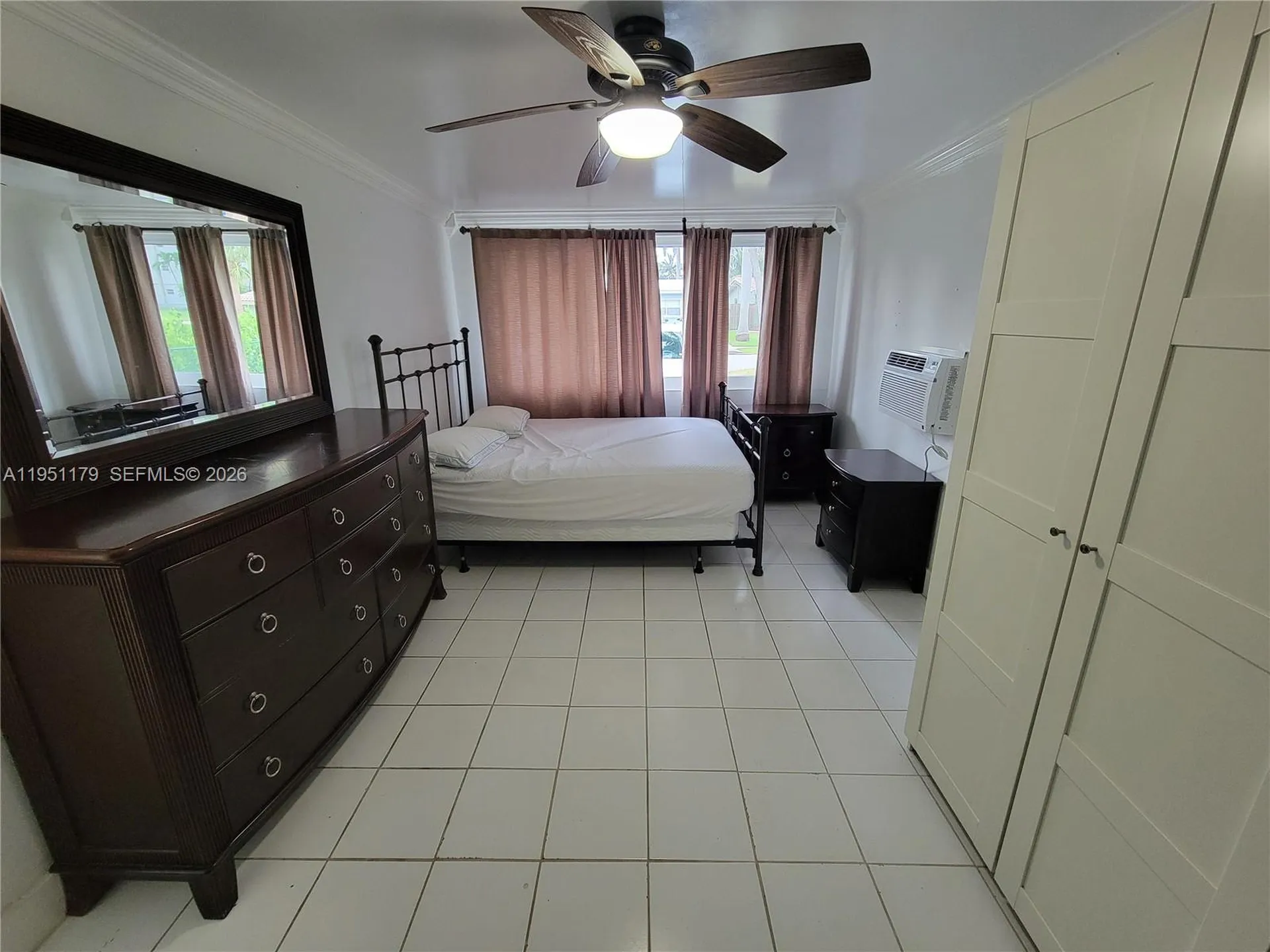 1533 Cleveland Street Hollywood FL 33020