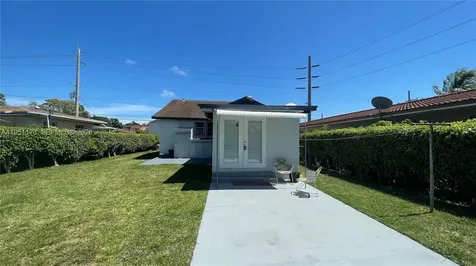 2993 SW 16th Terrace Miami FL 33145
