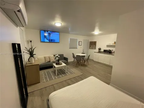 2993 SW 16th Terrace Miami FL 33145