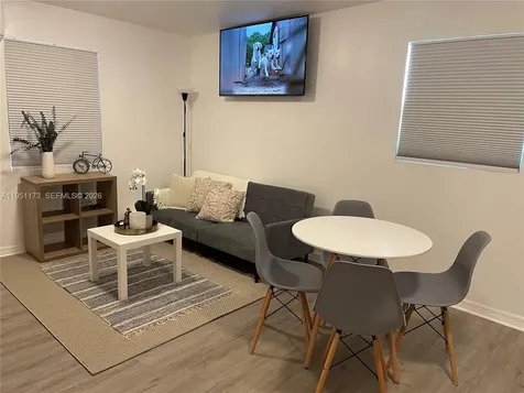2993 SW 16th Terrace Miami FL 33145