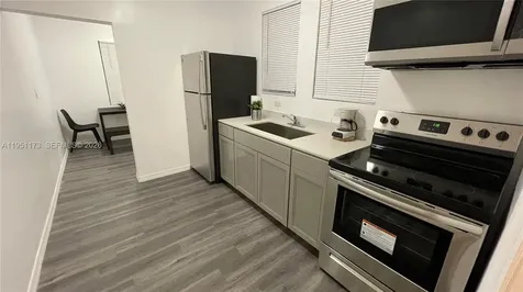2993 SW 16th Terrace Miami FL 33145