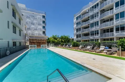 2155 Washington Court Miami Beach FL 33139