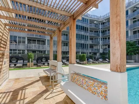 2155 Washington Court Miami Beach FL 33139