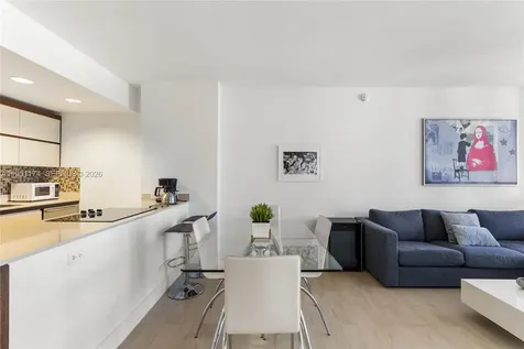 2155 Washington Court Miami Beach FL 33139